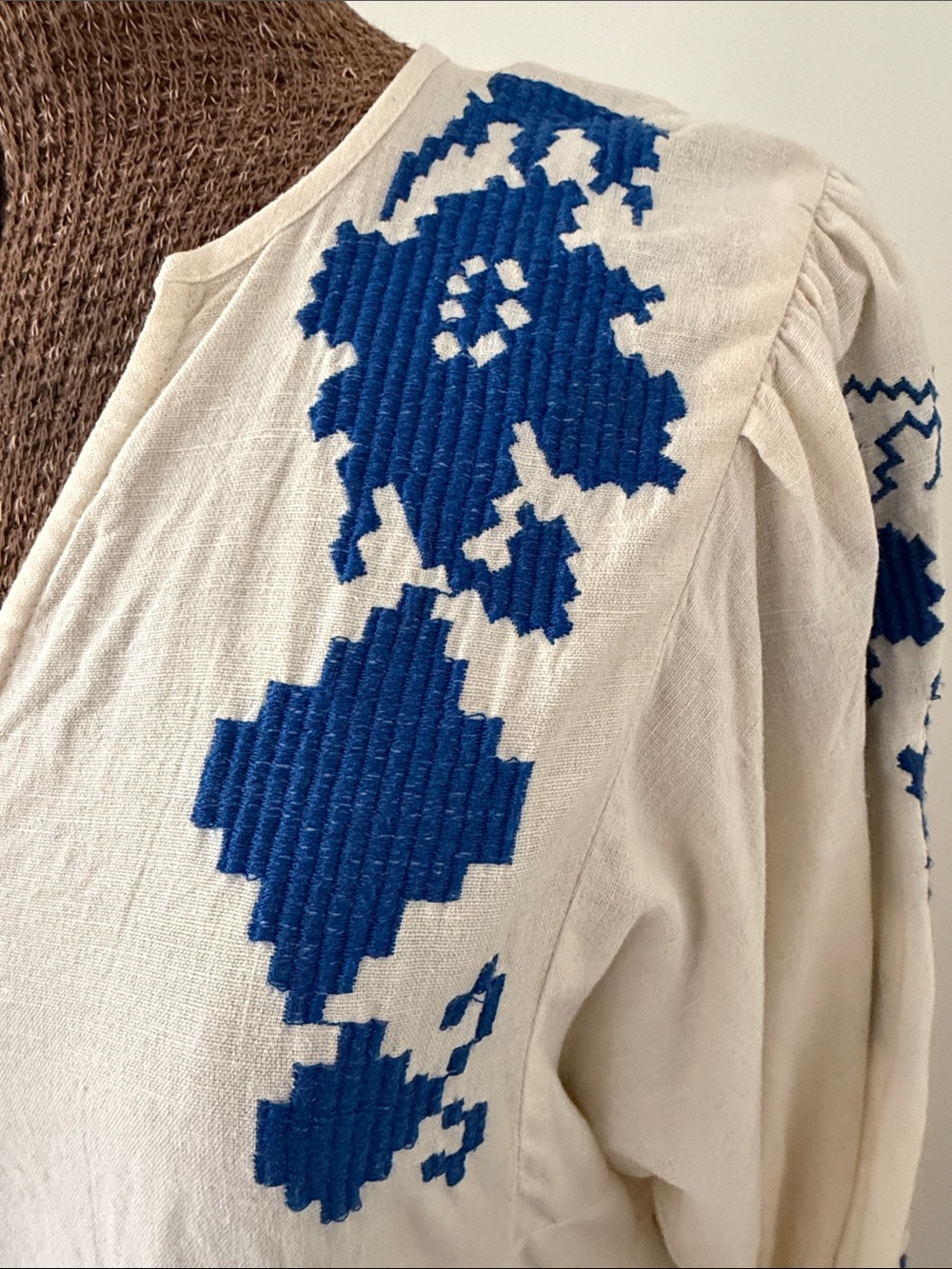 Velvet by Graham & Spencer White Midi Dress with Blue Embroidery - Picture 3 of 13